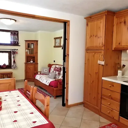 Casa Anselme By Holiday World Апартаменты Allesa